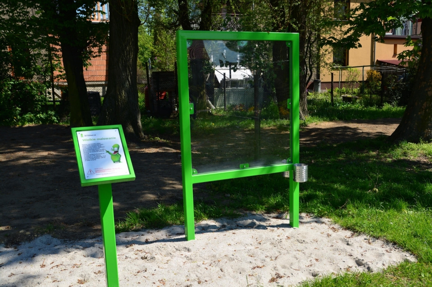 Krzywe zwierciadła w akcji - zdjęcie 4
