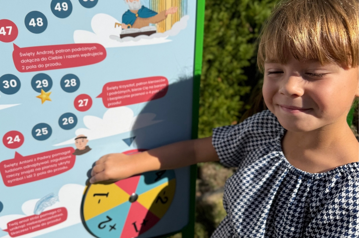 Tablica z grą edukacyjną - Droga do nieba w akcji - zdjęcie 2